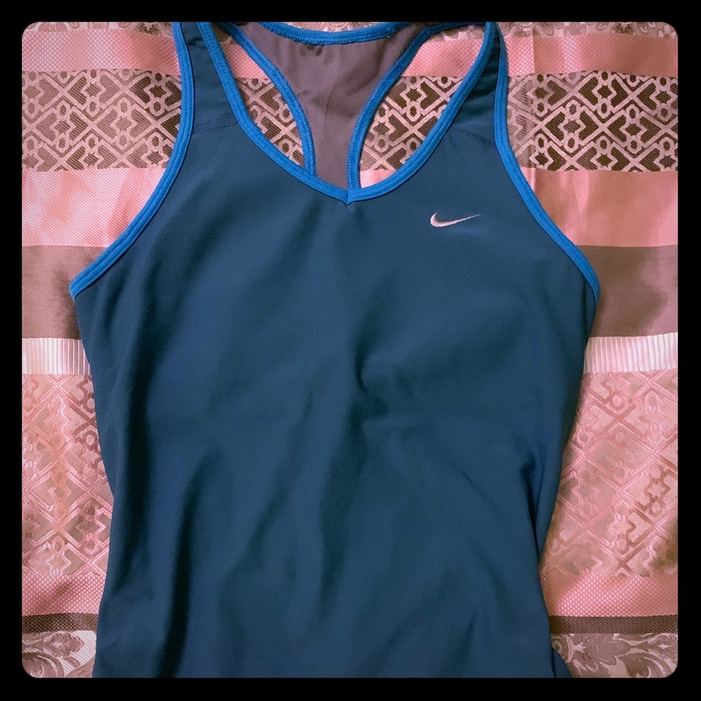 Nike athletic top